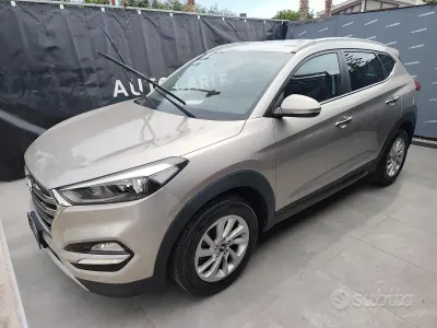 Usata Hyundai Tucson Xpossible 116 CV (85 kW) 2016 Grigio SUV
