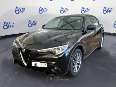 Usata Alfa Romeo Stelvio Business 190 CV (139 kW) 2020 Nero SUV