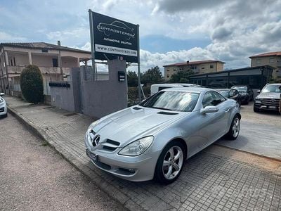Usata Mercedes SLK200 163 CV (119 kW) 2004 Grigio Cabrio