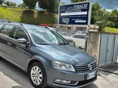 Usata VW Passat Comfortline 150 CV (110 kW) 2013 Grigio Station wagon
