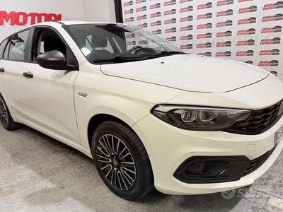 Usata Fiat Tipo City Life 131 CV (96 kW) 2022 Bianco Station wagon