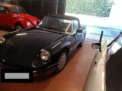 Usata Alfa Romeo Spider 117 CV (86 kW) 1990 Nero Cabrio
