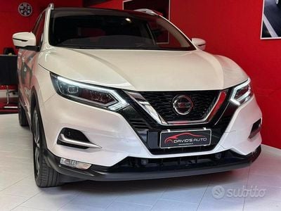 Usata Nissan Qashqai N-Connecta 130 CV (95 kW) 2018 Bianco SUV