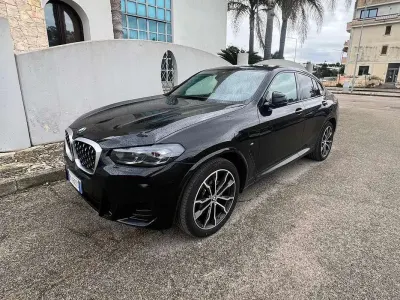 Begagnad BMW X4 M Sport 190 HK (139 kW) 2025 Svart SUV