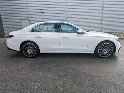 Usata Mercedes E200 Advanced 204 CV (150 kW) 2024 Argento Berlina