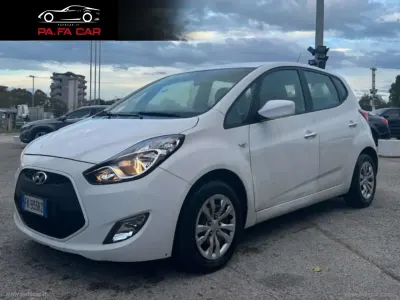 Usata Hyundai ix20 Comfort 90 CV (66 kW) 2017 Bianco Utilitaria