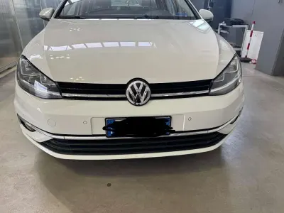Second-hand VW Golf VII Trendline 116 CP (85 kW) 2018 Alb Berlinǎ