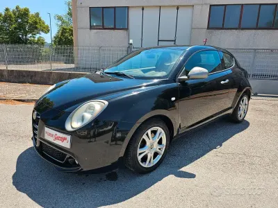 Usata Alfa Romeo MiTo Distinctive 95 CV (69 kW) 2011 Nero Utilitaria
