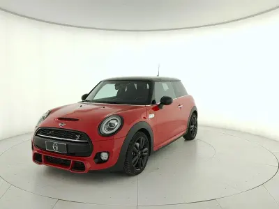 Usata Mini Cooper SD Hype 170 CV (125 kW) 2019 Rosso Utilitaria