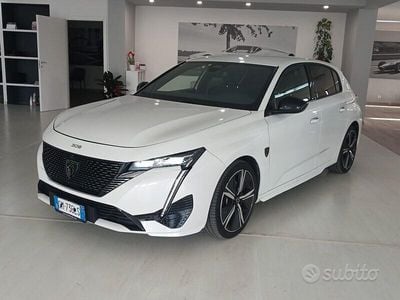 Begagnad Peugeot 308 GT 130 HK (95 kW) 2023 Vit Sedan