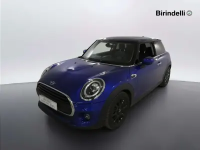 Usata Mini ONE 75 CV (55 kW) 2020 Starlight blue Utilitaria