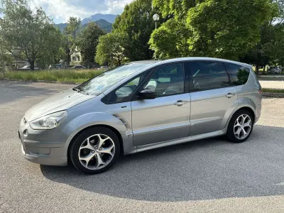 Usata Ford S-MAX Titanium 145 CV (106 kW) 2007 Grigio Monovolume