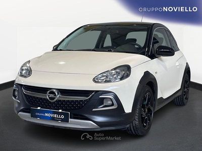 Usata Opel Adam Rocks 69 CV (50 kW) 2017 Bianco Utilitaria