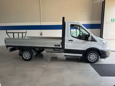 Usata Ford Transit 131 CV (96 kW) 2021 Bianco Furgone