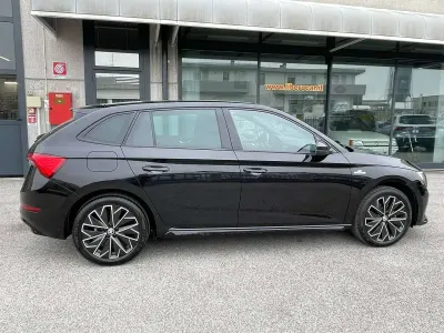 Usata Skoda Scala Monte Carlo 110 CV (80 kW) 2023 Nero tulipano Utilitaria