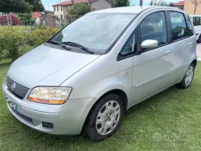 Usata Fiat Idea 69 CV (50 kW) 2007 Grigio Monovolume