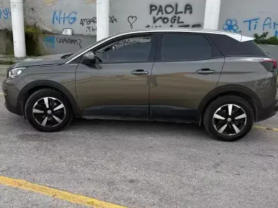 Usata Peugeot 3008 131 CV (96 kW) 2020 Grigio SUV