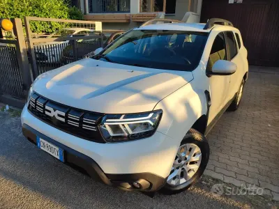 Usata Dacia Duster 101 CV (74 kW) 2023 Bianco SUV