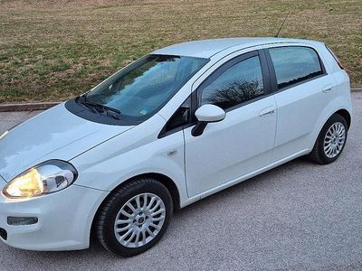 Usata Fiat Punto 75 CV (55 kW) 2013 Bianco Utilitaria