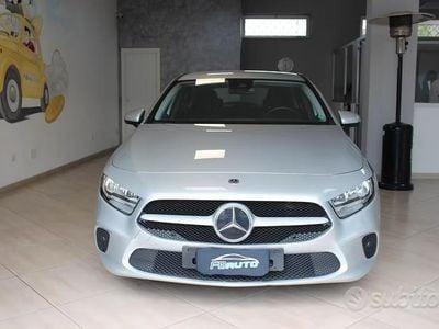 Usata Mercedes A180 Executive 115 CV (84 kW) 2020 Grigio Berlina