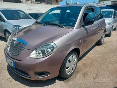 Usata Lancia Ypsilon 69 CV (50 kW) 2011 Giallo Utilitaria