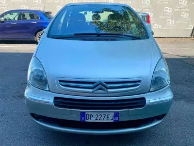 Usata Citroën Xsara Picasso Elegance 109 CV (80 kW) 2008 Argento Monovolume