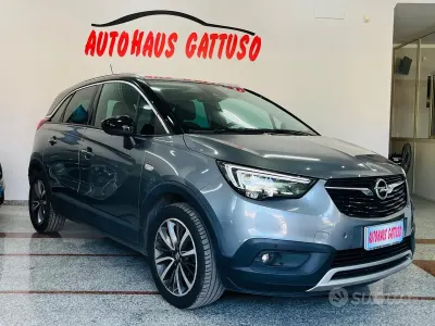 Usata Opel Crossland X Ultimate 99 CV (72 kW) 2017 Grigio SUV