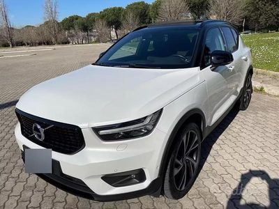 Occasion Volvo XC40 R-Design 190 ch (139 kW) 2018 Blanc SUV
