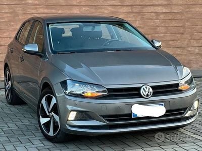 Usata VW Polo 80 CV (58 kW) 2019 Grigio Berlina