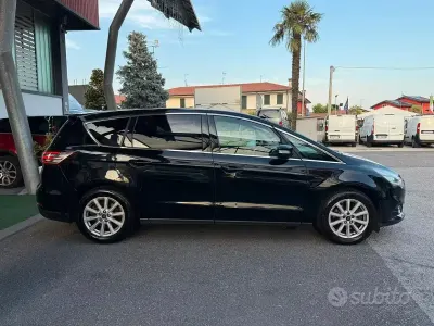 Usata Ford S-MAX Business Edition 150 CV (110 kW) 2016 Nero Monovolume