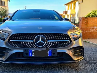 Usata Mercedes A180 Premium 116 CV (85 kW) 2021 Grigio Berlina