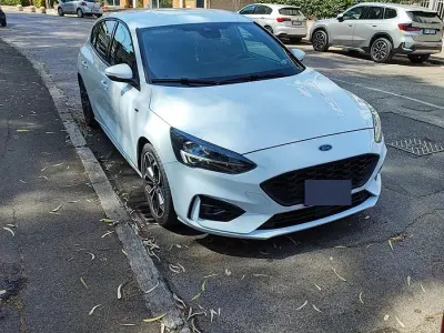Usata Ford Focus ST-Line 120 CV (88 kW) 2019 Bianco Berlina