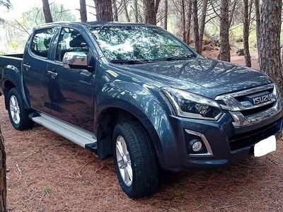 Usata Isuzu D-Max 165 CV (121 kW) 2018 Grigio SUV