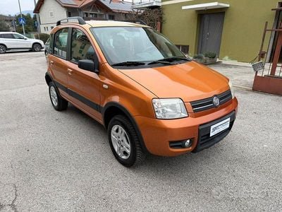 Usata Fiat Panda 4x4 Climbing 69 CV (50 kW) 2008 Arancione Utilitaria