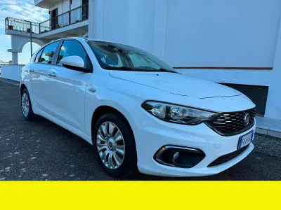 Usata Fiat Tipo 95 CV (69 kW) 2017 Other Berlina
