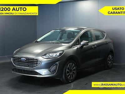 Usata Ford Fiesta Titanium 75 CV (55 kW) 2023 Grigio Utilitaria