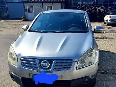 Usata Nissan Qashqai 140 CV (102 kW) 2009 Grigio SUV