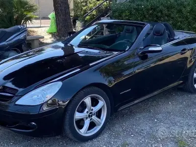 Usata Mercedes SLK200 231 CV (169 kW) 2007 Nero Cabrio
