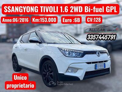 Usata Ssangyong (KGM) Tivoli 128 CV (94 kW) 2016 Bianco SUV