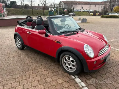 Usata Mini Cooper Cabriolet 118 CV (86 kW) 2006 Rosso Cabrio