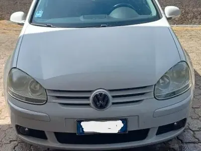 Usata VW Golf VI 105 CV (77 kW) 2008 Bianco Utilitaria