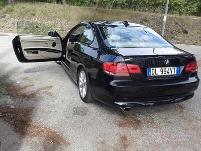 Usata BMW 320 Sport Line 177 CV (130 kW) 2007 Nero Coupé