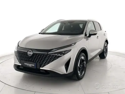 Usata Nissan Qashqai N-Connecta 158 CV (116 kW) 2025 New port grey SUV