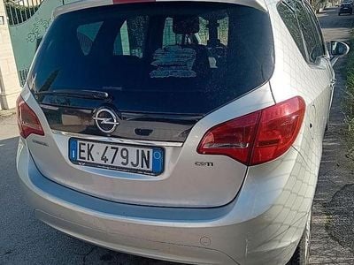 Usata Opel Meriva 110 CV (80 kW) 2011 Grigio Monovolume