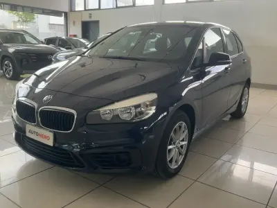 Usata BMW 218 Active Tourer Basis 150 CV (110 kW) 2018 Blu Monovolume
