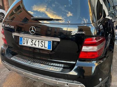 Usata Mercedes ML320 2009 Nero SUV