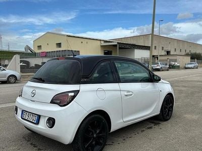 Usata Opel Adam 87 CV (63 kW) 2015 Bianco Utilitaria