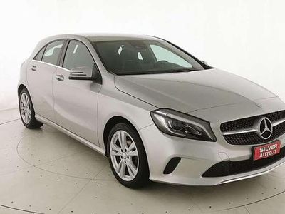 Grigio Usata 2017 Mercedes A180 Berlina | 15.800 € (Buon prezzo)