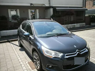 Usata Citroën DS4 So Chic 111 CV (81 kW) 2012 Blu Utilitaria