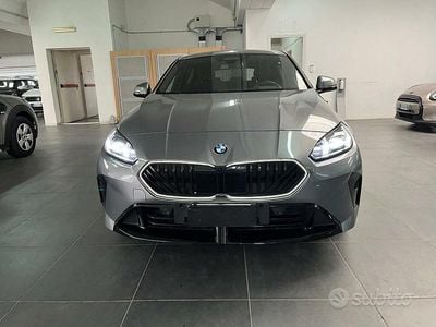 Begagnad BMW 118 M Sport 150 HK (110 kW) 2025 Grå Halvkombi